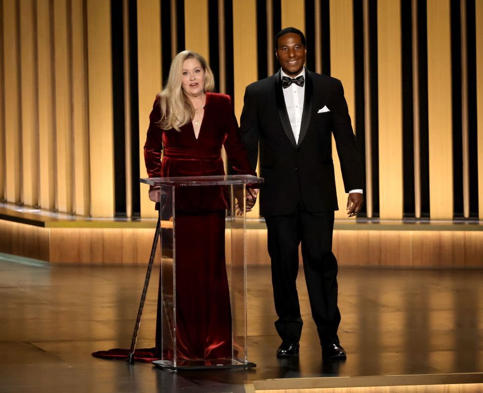Christina Applegate, who has MS, gets thunderous applause at Emmys